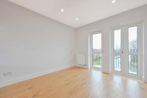 Flat 8, Underwood House Approach Road, West Molesey, KT8 2LR