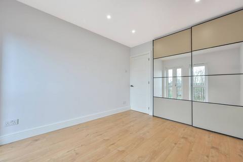 Flat 8, Underwood House Approach Road, West Molesey, KT8 2LR