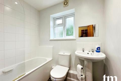 3 bedroom semi-detached house to rent, Colchester, Essex CO1