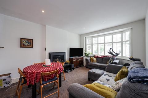 4 bedroom semi-detached house for sale, Lyncroft Avenue, Pinner, Middlesex