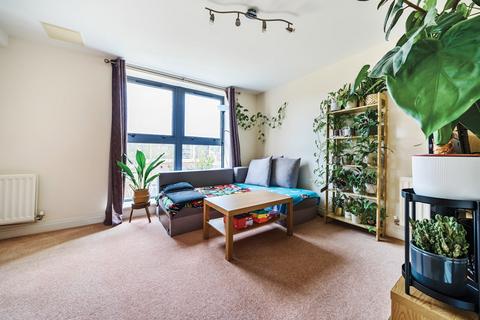 2 bedroom house for sale - Clifford Way, Maidstone