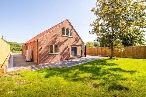 4 bedroom detached house for sale - Wold View, Normanby Rise, Claxby