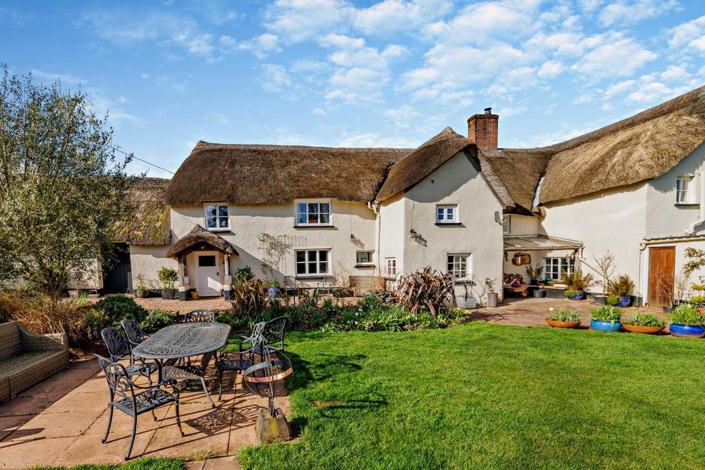 Helmore Farm