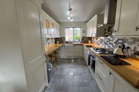 4 bedroom detached house for sale, Orchard Croft, Wales, Sheffield, S26 5UA