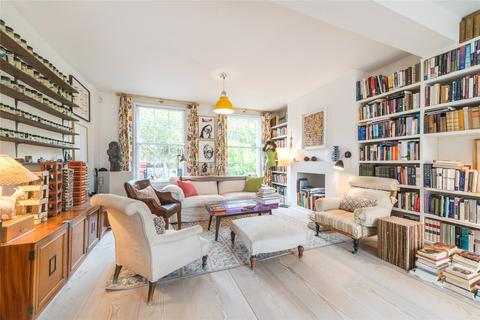 4 bedroom end of terrace house to rent, Kingsland Road, Dalston, London, E8
