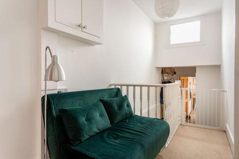 2 bedroom apartment for sale, Grantham Road, Brighton