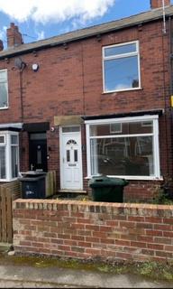 2 bedroom terraced house to rent - Winter Avenue, Barnsley