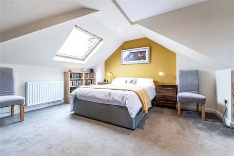 4 bedroom semi-detached house for sale - Buckstone Crescent, Leeds, West Yorkshire