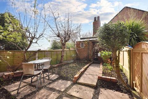 60 Coach Road, Wakefield, WF1 3EX