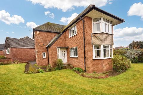 3 bedroom detached house for sale, Frank Lane, Dewsbury, West Yorkshire