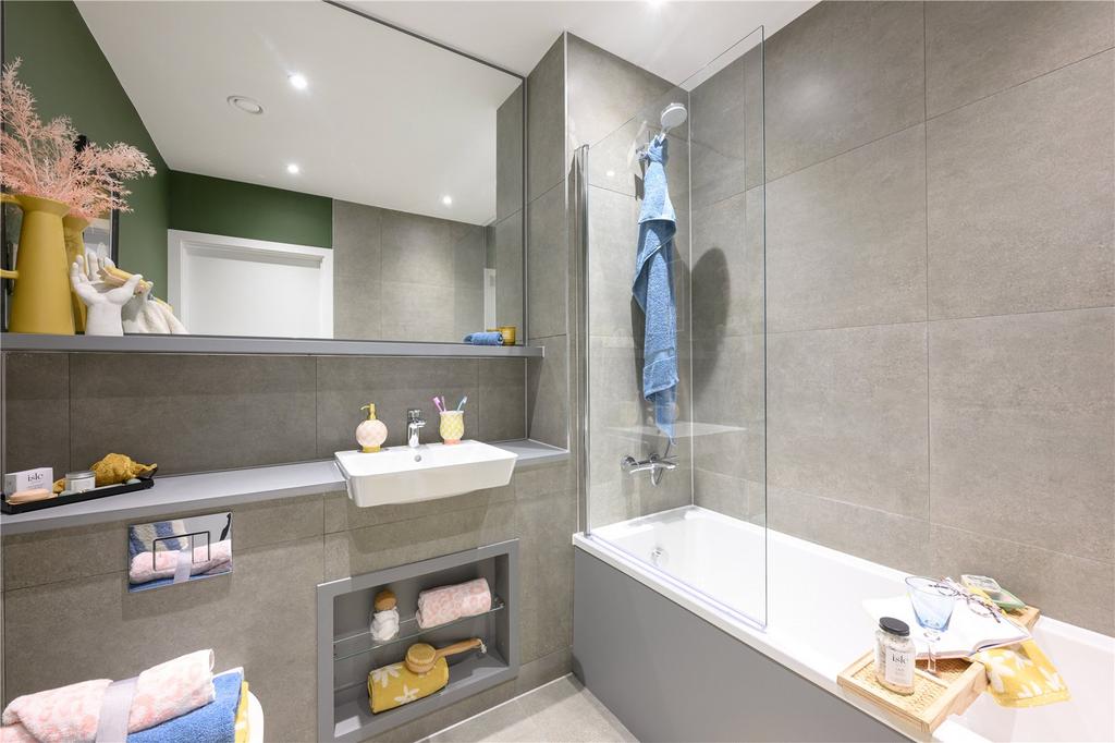 Show Apartment