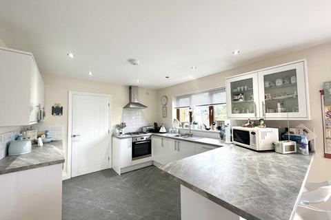 4 bedroom detached house for sale - Sageston Fields, Sageston, Tenby, Pembrokeshire, SA70