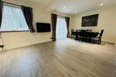 4 bedroom semi-detached house for sale, CHADWELL HEATH RM6