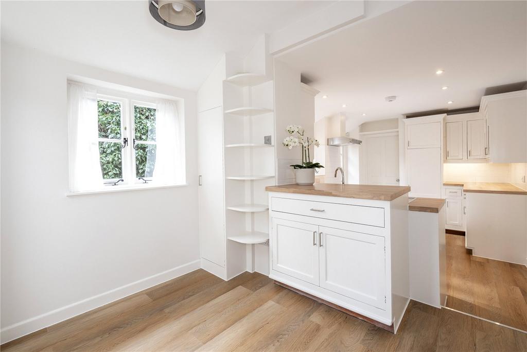 Kitchen/Breakfast