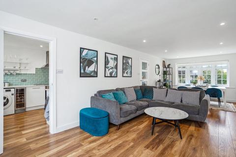 86 Dutton Way, Iver, SL0 9NX
