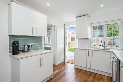 86 Dutton Way, Iver, SL0 9NX