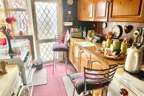 3 bedroom terraced house for sale, Lower Prestwood Road, Wednesfield, Wolverhampton, WV11