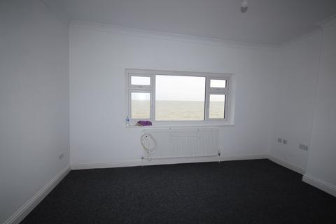 3 bedroom apartment for sale - The Parade, Walton on the Naze, CO14