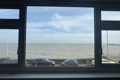 3 bedroom apartment for sale, The Parade, Walton on the Naze, CO14