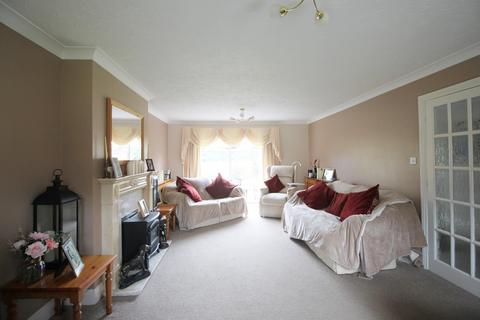 5 bedroom detached house for sale, Redcroft Lane, Bursledon, Southampton