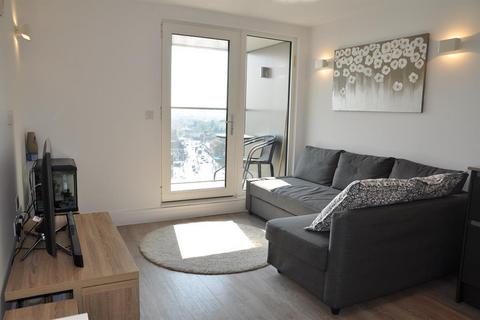 1 bedroom flat to rent, Flat 68, 8th Floor, Edgware, HA8 7AF