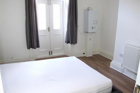 1 bedroom flat to rent - Trinity Place, Blackwall, Halifax, HX1 2BD