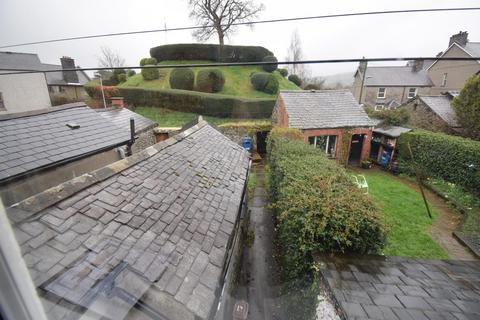 2 bedroom terraced house for sale, Yr Onnen, 12 Stryd Fawr, Bala