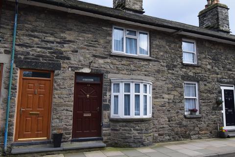 2 bedroom terraced house for sale, Yr Onnen, 12 Stryd Fawr, Bala