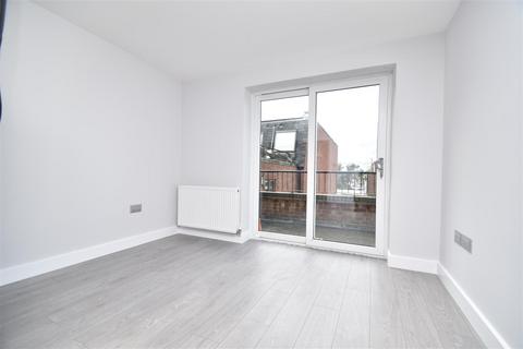 2 bedroom apartment to rent - Ballards Lane, Finchley Central N3