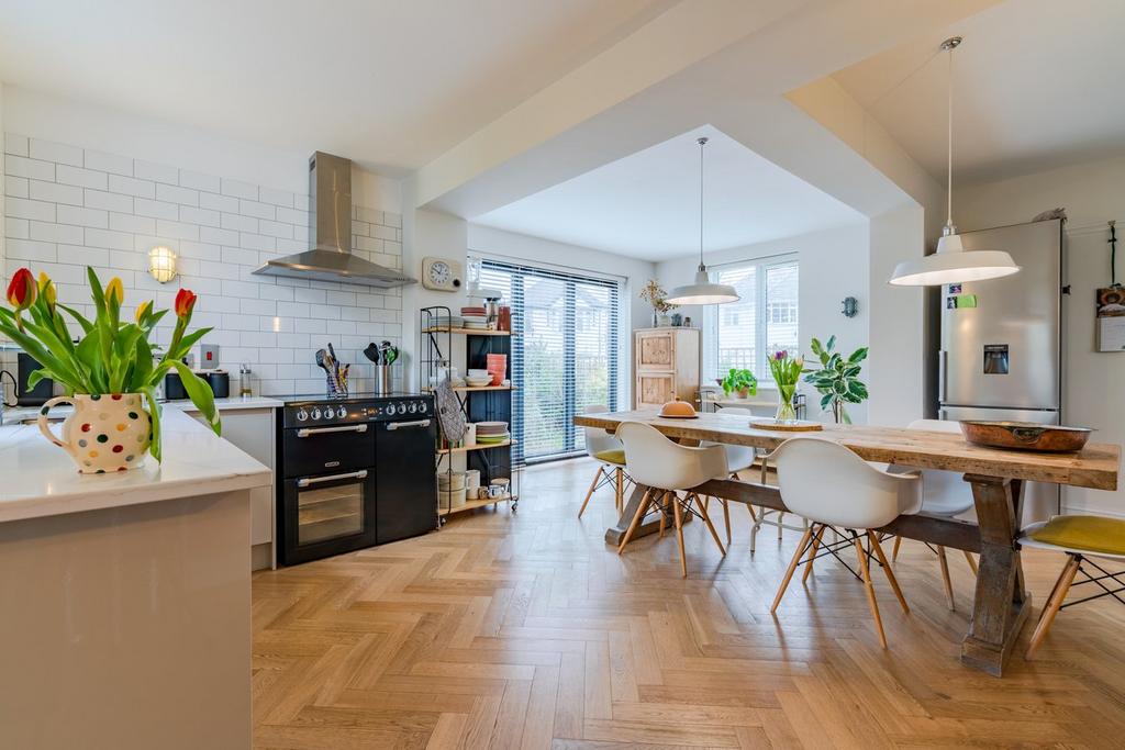 Eldon Road, Cheltenham, GL52 4 bed semidetached house for sale £795,000