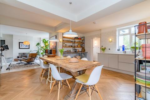 49 Eldon Road, Cheltenham, GL52 6TX