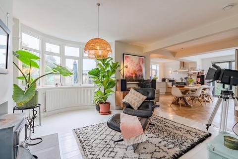 49 Eldon Road, Cheltenham, GL52 6TX