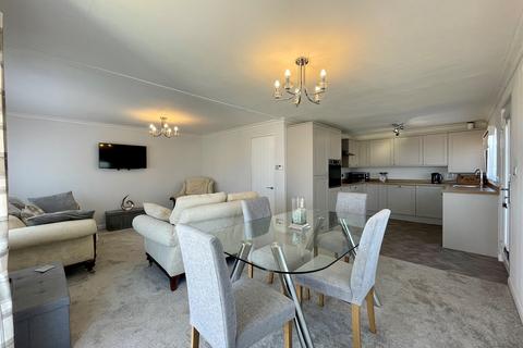 3 bedroom park home for sale, Scamford Park, Camrose, SA62