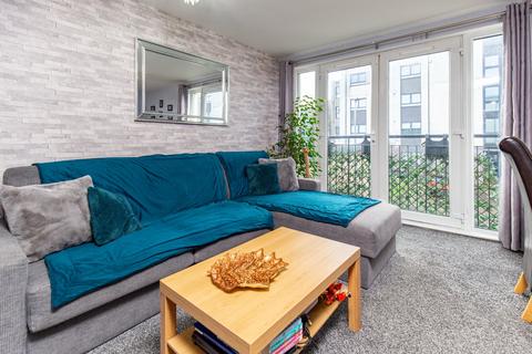 Flat 2, 17 Colonsay Close, Edinburgh, EH5 1BT