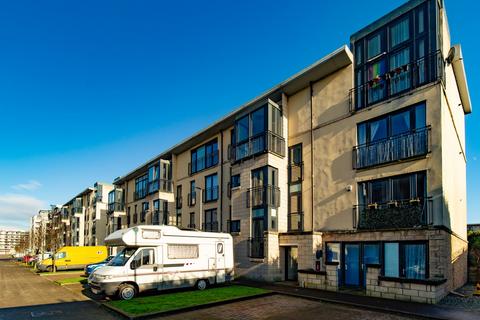 Flat 2, 17 Colonsay Close, Edinburgh, EH5 1BT
