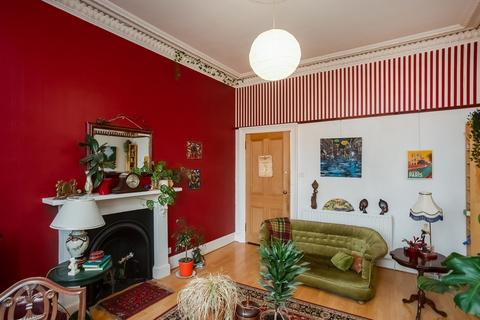 3 bedroom flat for sale, Great Junction Street, Leith, Edinburgh, EH6