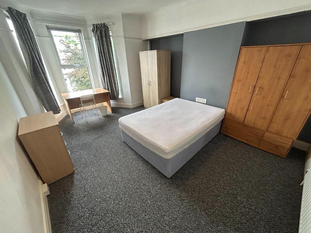 Bedroom.jpg