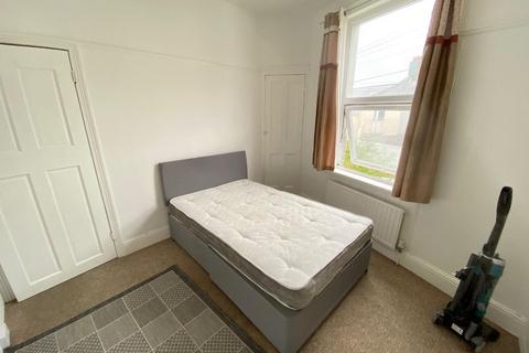 3 bedroom house to rent, Winston Avenue, Plymouth PL4