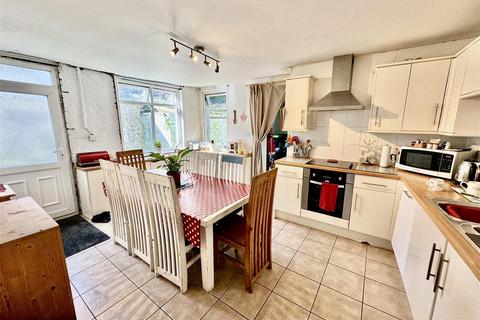 4 bedroom terraced house for sale, Stryd Y Ffynnon, Nefyn