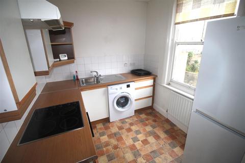 1 bedroom flat to rent - Farncombe Road, West Sussex BN11