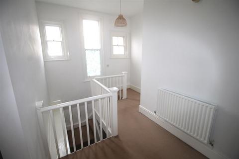 1 bedroom flat to rent - Farncombe Road, West Sussex BN11
