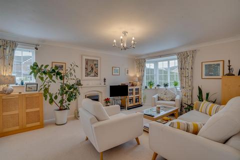 4 bedroom detached house for sale, Corvette Avenue, Warsash, Southampton