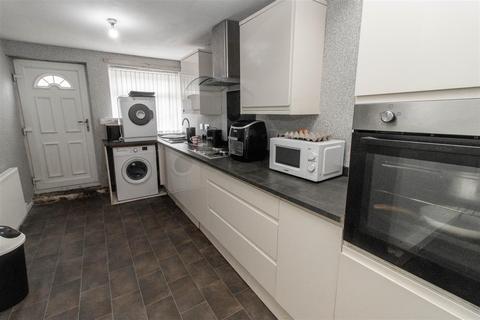 42 Forth Street, Chopwell, Newcastle Upon Tyne, NE17 7DJ