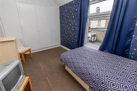 42 Forth Street, Chopwell, Newcastle Upon Tyne, NE17 7DJ