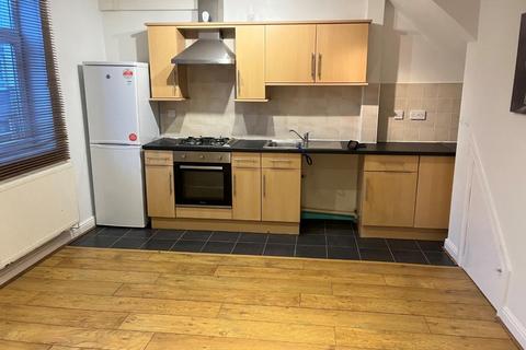 1 bedroom apartment to rent, Carlisle Street, Cardiff CF24