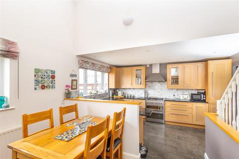 3 bedroom detached house for sale, Westfield Lane, Leeds LS25