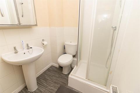 51 Bridges View, Gateshead, NE8 1NZ