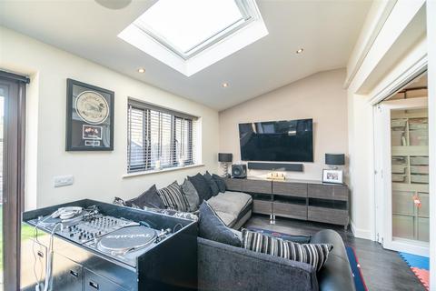 30 Bankfield, Bardsey, Leeds, LS17 9AP