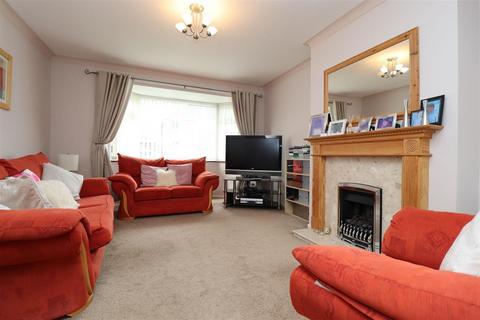 3 bedroom semi-detached house for sale - Dovedale Road, Stockton-On-Tees, TS20 2TH