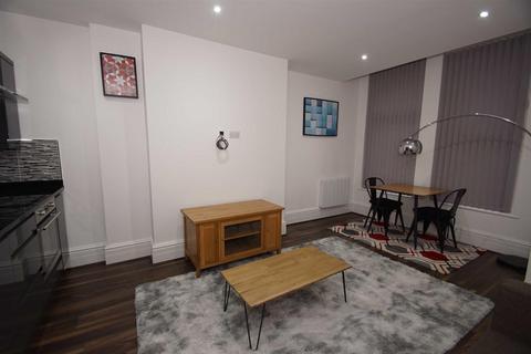 1 bedroom apartment to rent, Pearl Chambers, East Parade, Leeds